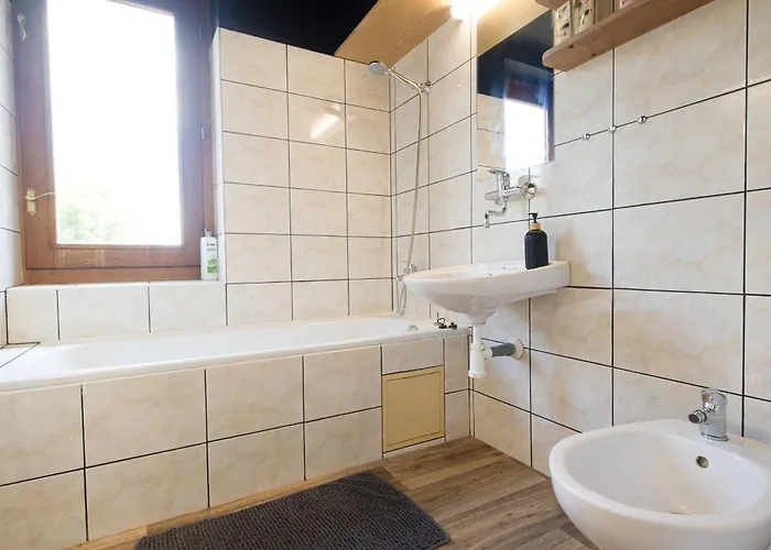 Kralik * Nové Město nad Metují